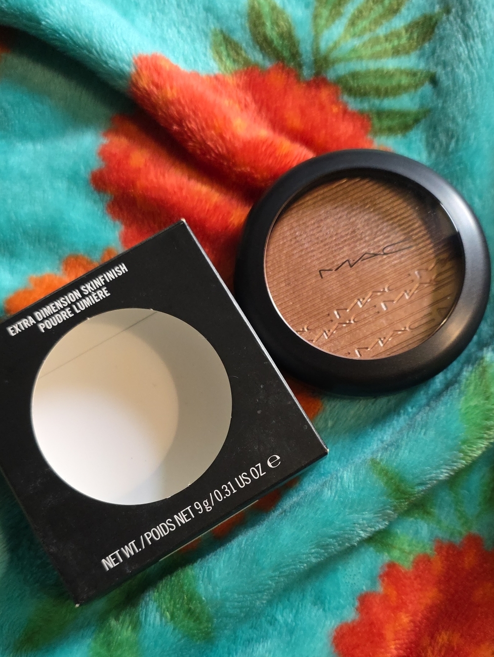 Mac Superb Extra Dimension Skinfinish Highlighter